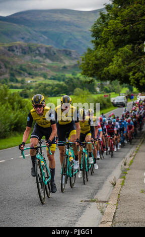 Furness, Großbritannien. 7. September 2018. koen Bouwman, Team Lotto NI Jumbo das Tempo an der Spitze des peleton, wie sie in der Pause über den Gipfel von Nest Braue, Keswick zu Haspel versuchen. Credit: Stephen Fleming/Alamy leben Nachrichten Stockfoto