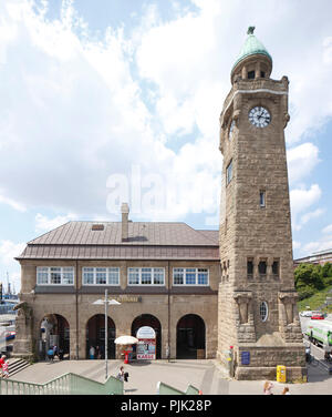 St. Pauli Landungsbrücken, Hamburg, Deutschland, Europa Stockfoto