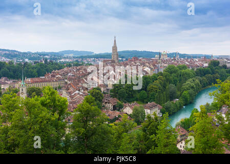 Blick auf die Berner Altstadt mit Schlaufe der Aare, Bern, Kanton Bern, Schweiz Stockfoto