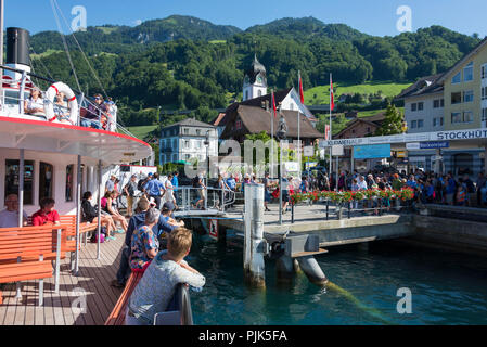 Auf Raddampfer auf dem Vierwaldstättersee, Kanton Luzern, Schweiz Fahrt Stockfoto