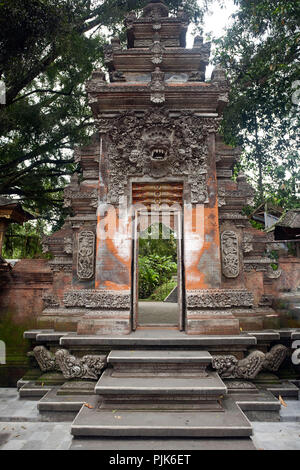 Tor im Tempel Tirtha Empul Tampaksiring, Ubud, Bali, Indonesien Stockfoto