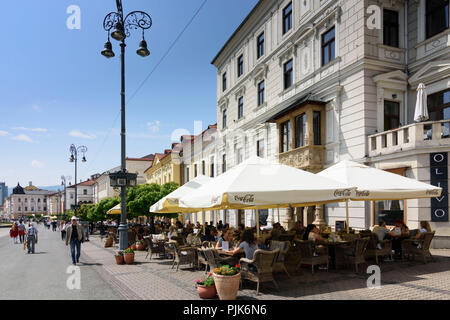 Banska Bystrica (neusohl), Hauptplatz (NAMESTIE SNP), Restaurant in der Slowakei, Stockfoto