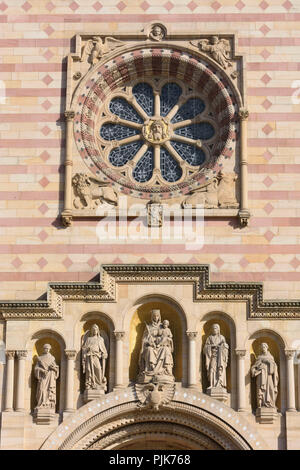 Speyer, Dom (Kathedrale), West Gesicht Portal, Statuen Patrone der Kirche, die größte noch erhaltene romanische Kirche der Welt, Rheinland-Pfalz in Deutschland Rheinland-Pfalz, Stockfoto