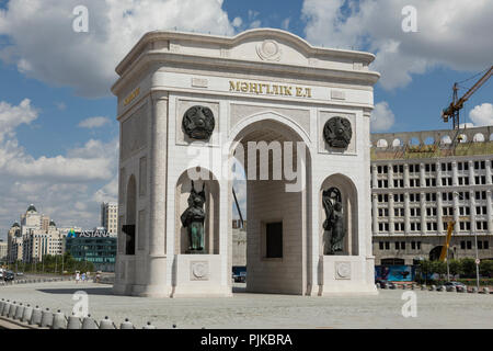 Astana, Kasachstan, 2. August 2018: Neue triumphbogen in Astana Stockfoto