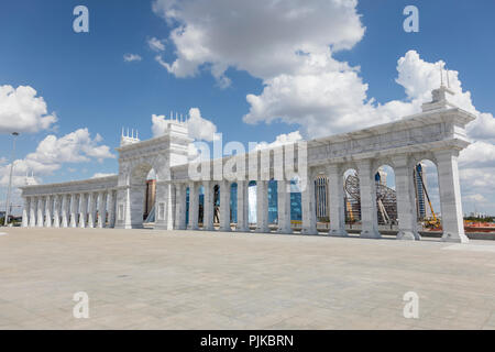 Astana, Kasachstan, 3. August 2018: Ansicht des kasachischen Eli Denkmal auf dem Unabhängigkeitsplatz in Astana, der Hauptstadt von Kasachstan Stockfoto