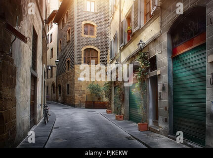 Schmale Straße von Florenz, Italien Stockfoto