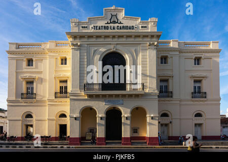 Kuba, Santa Clara, Parque Leoncio Vidal, Teatro La Caridad Stockfoto