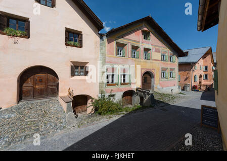 Typische Häuser, Stadtbild, Guarda, Scuol, Unterengadin, Graubünden, Schweiz Stockfoto