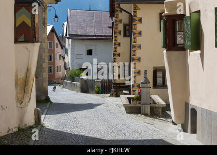 Typische Häuser, Stadtbild, Guarda, Scuol, Unterengadin, Graubünden, Schweiz Stockfoto