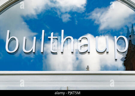 Wiesbaden, Deutschland - 03. Juni 2018: BULDHAUP Logo auf einer Fassade. BULDHAUP ist eine Deutsche Küche möbel speichern. Stockfoto