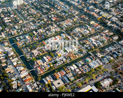 Kanäle in Venedig, Linnie Canal Parc, Canal Häuser, Marina del Rey, Los Angeles County, Kalifornien, USA Stockfoto