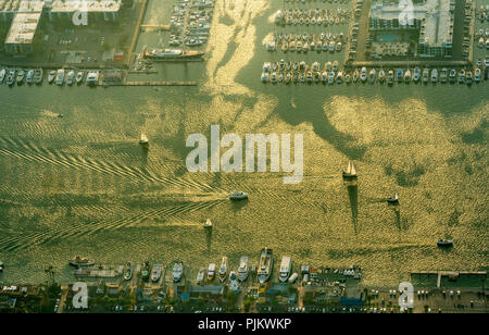 Marina Venedig Yacht Club, Marina, Motorboote, Segelboote, Admiralty Way, Marina del Rey, Los Angeles County, Kalifornien, USA Stockfoto