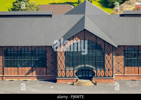 Dortmund Bövinghausen Kolonie Landwehr Zeche Zollern II/IV Colliery, Jugendstil, Berliner Architekten Bruno Möhring, Eingang der Maschine Hall im Jugendstil, Gelsenkirchener Bergwerks AG, Dortmund, Ruhrgebiet, Nordrhein-Westfalen, Deutschland Stockfoto