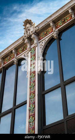 Les Halles, Markthalle, in Narbonne, 1901 eröffnet, Stockfoto