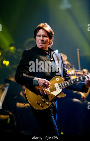 John Fogerty in der Nacht der Proms Konzert in Antwerpen (Belgien, 28/10/2010) Stockfoto