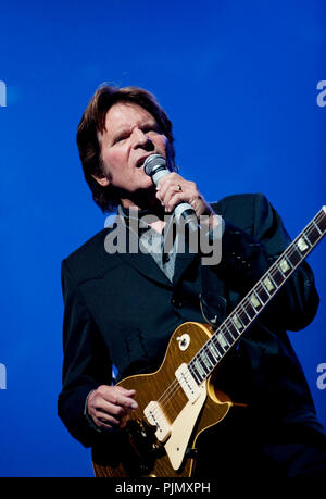 John Fogerty in der Nacht der Proms Konzert in Antwerpen (Belgien, 28/10/2010) Stockfoto