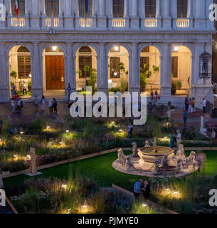 Bergamo Italien am 7. September 2018: die Altstadt von Bergamo in einem Hochhaus Stadt in einem botanischen Garten für die Meister der Landschaft verwandelt Stockfoto