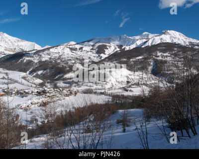 Skigebiet von Val d'Allos in den französischen Alpen Stockfoto