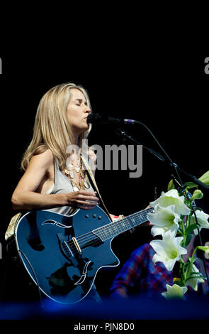 Bermudian singer-songwriter Heather Nova im Konzert an den dritten Tag des Suikerrock Festival in Tienen (Belgien, 30/07/2011) Stockfoto