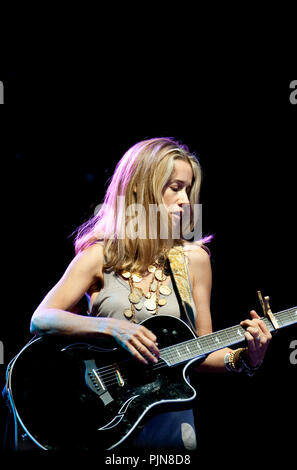 Bermudian singer-songwriter Heather Nova im Konzert an den dritten Tag des Suikerrock Festival in Tienen (Belgien, 30/07/2011) Stockfoto