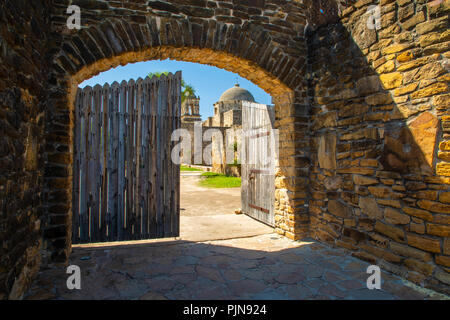 Mission San José y San Miguel de Aguayo ist eine historische katholische Mission in San Antonio, Texas, USA. Die Mission wurde zum Teil für die Marquis de Sa genannt Stockfoto