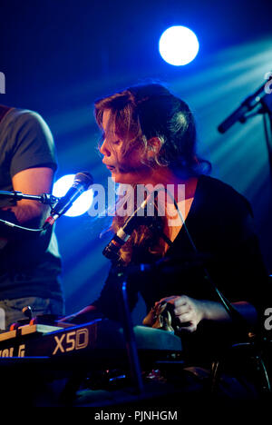 Belgische Musikband Isbells am Radio 1 Sessies (Belgien, 15/10/2010) Stockfoto