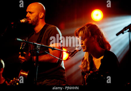 Belgische Musikband Isbells am Radio 1 Sessies (Belgien, 15/10/2010) Stockfoto