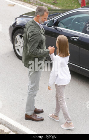 Covadonga, Spanien. 08 Sep, 2018. König Felipe VI. von Spanien, der Königin Letizia von Spanien, Krone Prinzessin Leonor, Prinzessin Sofia nehmen an der 100. Jahrestag der Gründung des Nationalpark von Covadonga's Mountain und die Prinzessin von Asturien Sicht öffnen bei Lagos de Covadonga am 8. September 2018 in Cangas de Onis, Spanien. Credit: Jimmy Olsen/Medien Punch *** Keine Spanien***/Alamy leben Nachrichten Stockfoto
