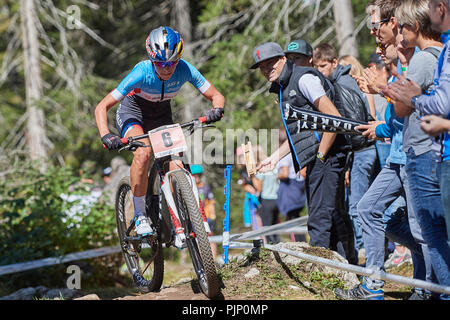 Lenzerheide, Schweiz. 8. September 2018. Emily Batty während der UCI Mountainbike Weltmeisterschaften 2018 Frauen Elite Cross Country Olympic XCO in Lenzerheide. Credit: Rolf Simeon/Alamy leben Nachrichten Stockfoto
