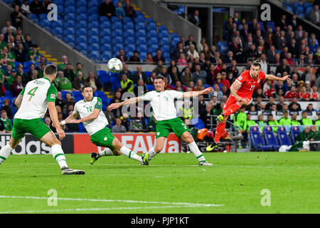 Cardiff, Cardiff, UK. 1. Juli 2018. Gareth Bale in Aktion während des Spiels gesehen. Die UEFA Nationen Liga Match zwischen Wales und Irland in Cardiff City Stadium. Wales beat Irland 4:1. Credit: Ben Ryan/SOPA Images/ZUMA Draht/Alamy leben Nachrichten Stockfoto