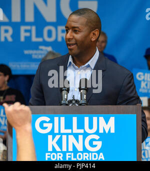 Orlando, USA, 8. September, 2018. Andrew Gillum, der demokratische Kandidat für Florida Gouverneur, präsentiert eine progressive Agenda an Kick-off-Rallye. Credit: Bob Katz/Alamy leben Nachrichten Stockfoto