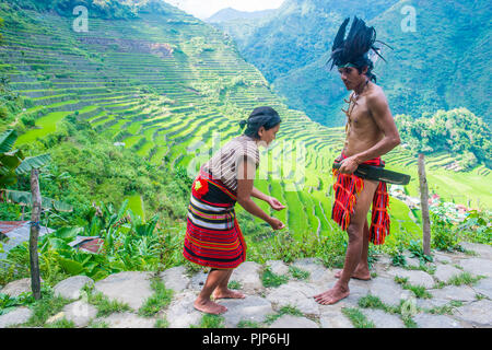 Menschen aus Ifugao-Minderheit in Banaue auf den Philippinen Stockfoto