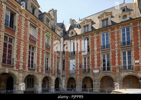 Maison de Victor Hugo Museum, Place des Vosges, der älteste geplante Platz in Paris, Marais, Paris, Frankreich, Europa Stockfoto