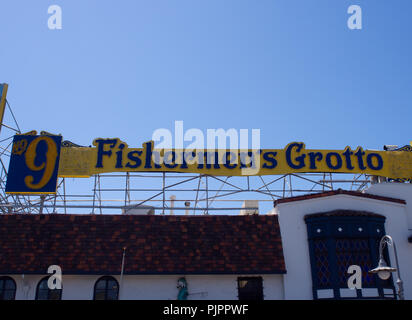 Fishermens Grotte Restaurant Anmelden Stockfoto