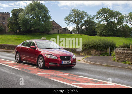 T 15 AXF Rot 2009 Jaguar XF Luxury V6 Auto Classic, Jahrgang, Veteran, Autos von Gestern, restaurierten Sammlerstücken an hoghton Turm Klasse Autos Rally, Großbritannien Stockfoto