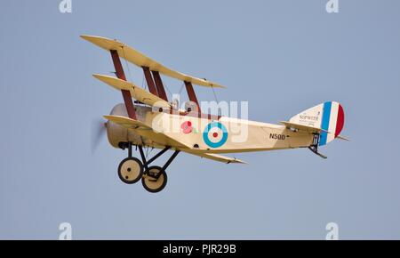 Bremont Großen Krieg Display Team - Sopwith Dreidecker Stockfoto