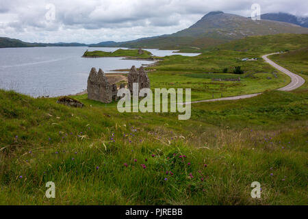 Ardvreck Castle und Calda Haus, Sutherland, Schottland Stockfoto