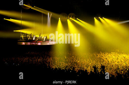 Belgische Dance Act's Milk Inc Eclipse Konzert im Sportpaleis Antwerpen (Belgien, 24/09/2010) Stockfoto