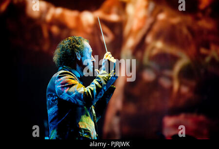 Belgische Dirigent Robert Groslot in der Nacht der Proms in Antwerpen (Belgien, 09/11/2012) Stockfoto