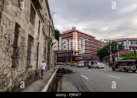 Manila, Philippinen - Dec 21, 2015. Anzeigen von Intramuros Bezirk in Manila, Philippinen. Intramuros wurde als nationales Historisches Wahrzeichen in ausgewiesenen Stockfoto