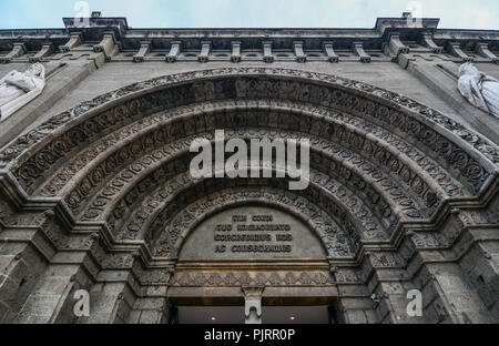 Manila, Philippinen - Dec 21, 2015. Manila Cathedral in Intramuros. Die Kathedrale wurde offiziell im Jahr 1571 gegründet. Stockfoto