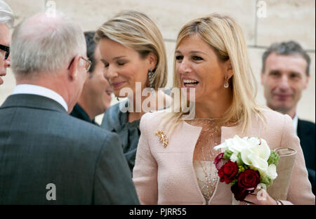 Offizielle Eröffnung des M-Museum in Leuven von Prinzessin Maxima und Prinzessin Mathilde (Belgien, 20/09/2009) Stockfoto