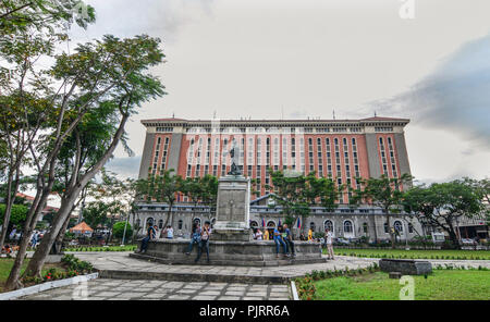 Manila, Philippinen - Dec 21, 2015. Anzeigen von Intramuros Bezirk in Manila, Philippinen. Intramuros wurde als nationales Historisches Wahrzeichen in ausgewiesenen Stockfoto