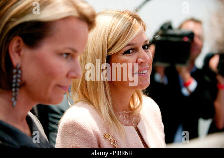 Offizielle Eröffnung des M-Museum in Leuven von Prinzessin Maxima und Prinzessin Mathilde (Belgien, 20/09/2009) Stockfoto