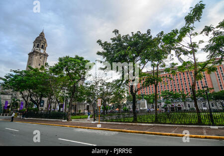 Manila, Philippinen - Dec 21, 2015. Anzeigen von Intramuros Bezirk in Manila, Philippinen. Intramuros wurde als nationales Historisches Wahrzeichen in ausgewiesenen Stockfoto