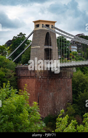 Die Leigh Woods Turm am westlichen Ende der Clifton Suspension Bridge über den Avon Gorge in Bristol. Stockfoto
