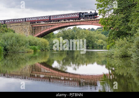 Die Victoria Bridge ein 200 Fuß single Span-Bahn Brücke den Fluss Severn zwischen Arley und Bewdley in Worcestershire, England, UK Kreuzung Stockfoto