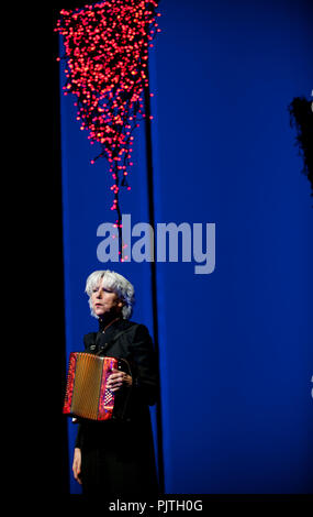 Die saint-amour Literatur Abend von Behoud De Begeerte, gewidmet Autor Hugo Claus (Belgien, 02.02.2013) Stockfoto