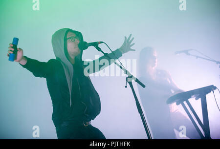 Konzert des Belgischen barock-pop band Schule ist Cool am Crammerock Festival, in Stekene (Belgien, 06/09/2014) Stockfoto