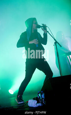 Konzert des Belgischen barock-pop band Schule ist Cool am Crammerock Festival, in Stekene (Belgien, 06/09/2014) Stockfoto